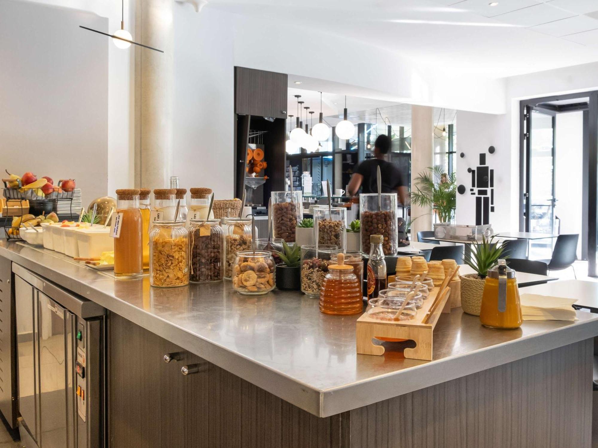 ibis Styles Toulouse Cite Espace Exterior foto
