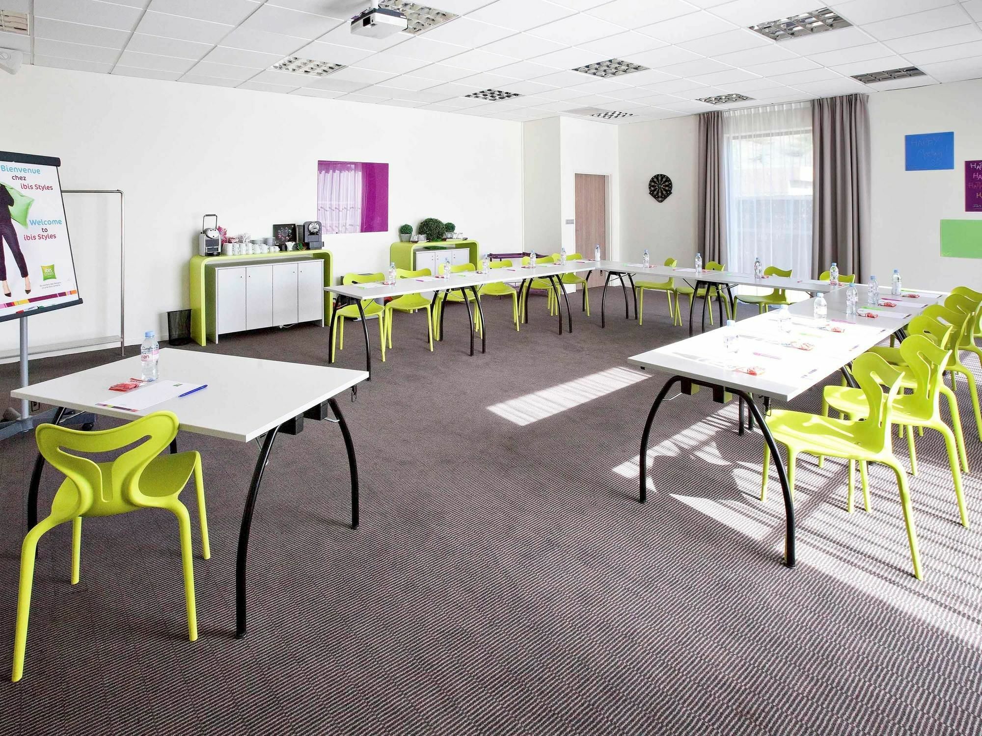 ibis Styles Toulouse Cite Espace Exterior foto